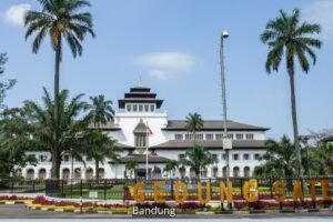 4h-3m Bandung Itinerary