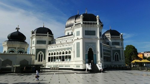 Masjid Raya Medan: Peninggalan Kesultanan Deli dan Berbagai Fakta Menariknya