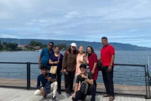 Liburan Ke Danau Toba Bersama Keluarga