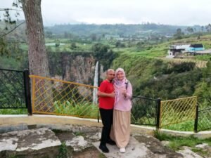 Pesona Air Terjun Sipiso