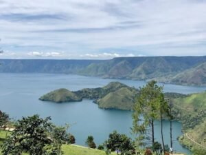 Tasik Vulkanik Terbesar Dunia