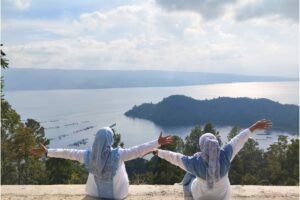 Wisata Murah ke Danau Toba untuk Backpacker